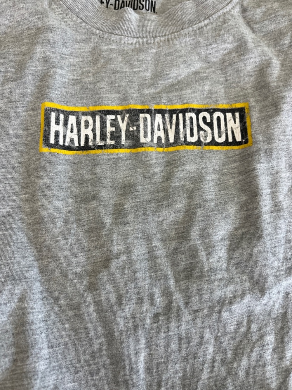 Harley-Davidson Gray Muscle Tank with Yellow Logo Patch - Picture 2 of 5